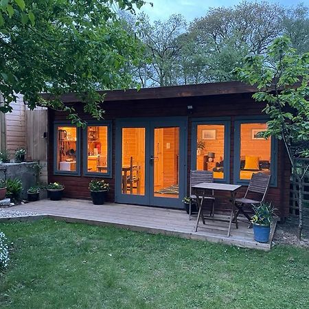 The Bee Hive Garden Room Dorchester Dış mekan fotoğraf